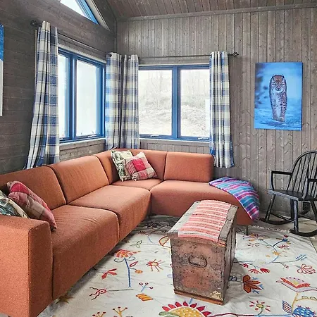 3 Bedroom Cozy In