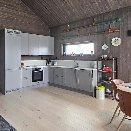 3 Bedroom Cozy In Hébergement de vacances *