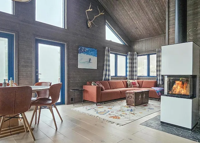 3 Bedroom Cozy In *