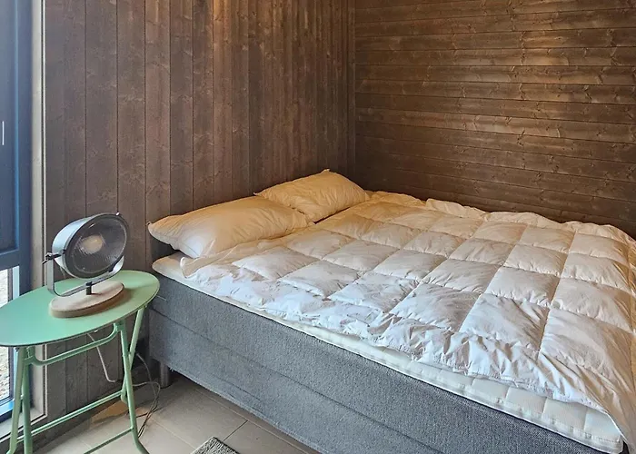 3 Bedroom Cozy In