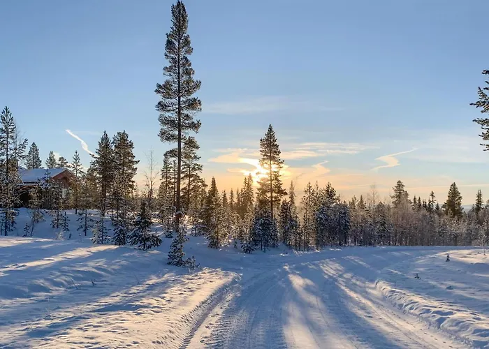 3 Bedroom Cozy In Semesterbostad